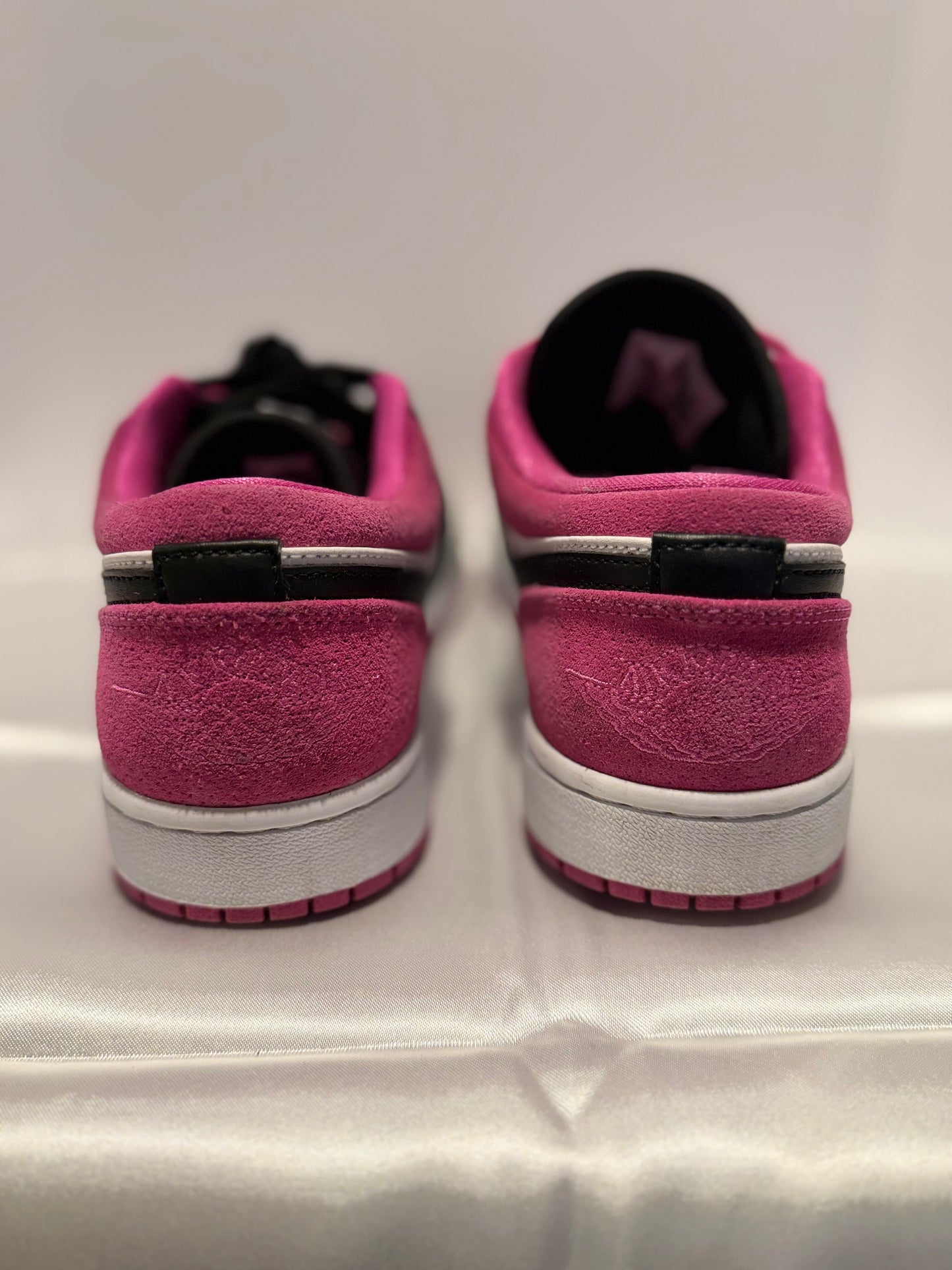 Jordan 1 Low - Black Active Fuchsia