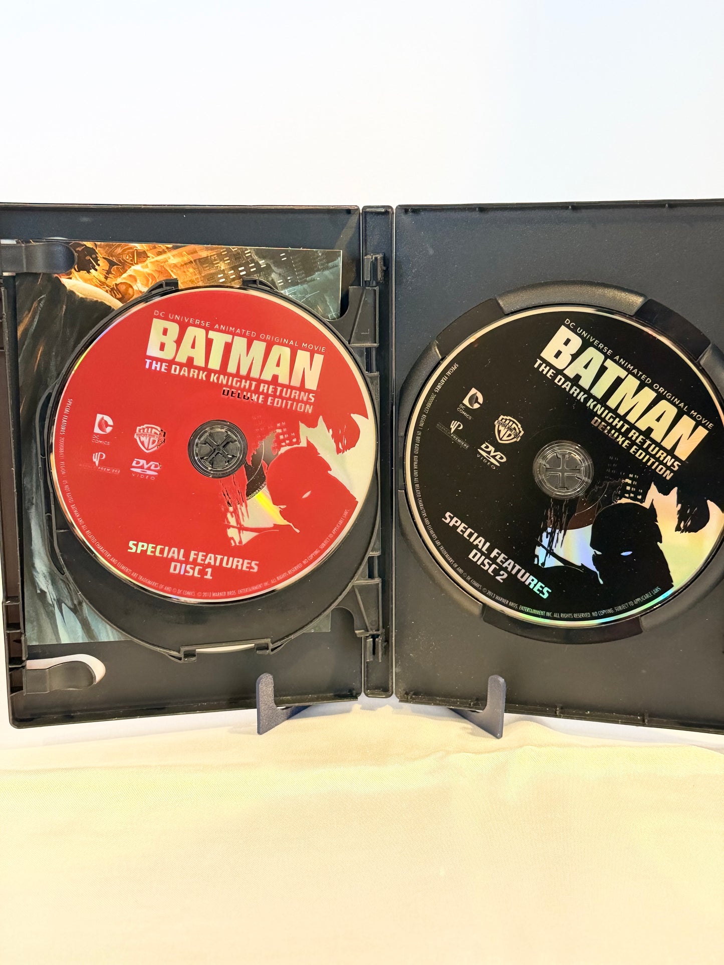 Batman The Dark Knight Returns Deluxe Edition
