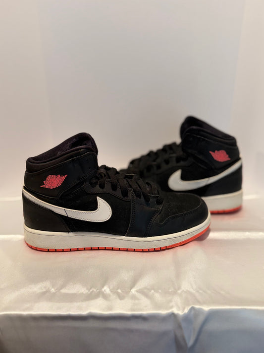 Air Jordan 1 Retro High GG ‘Black Hot Lava”