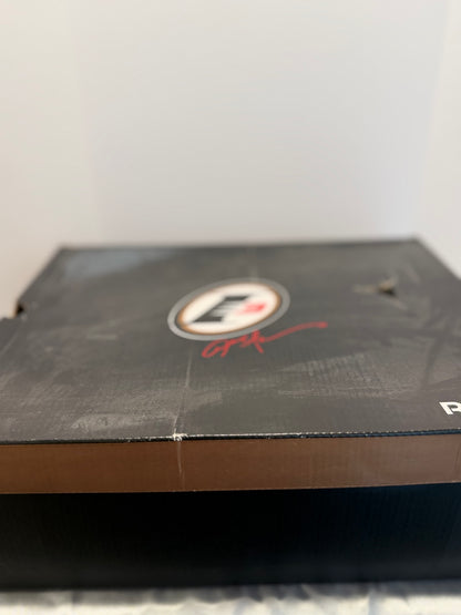 Question Mids - Red & Blue Toe