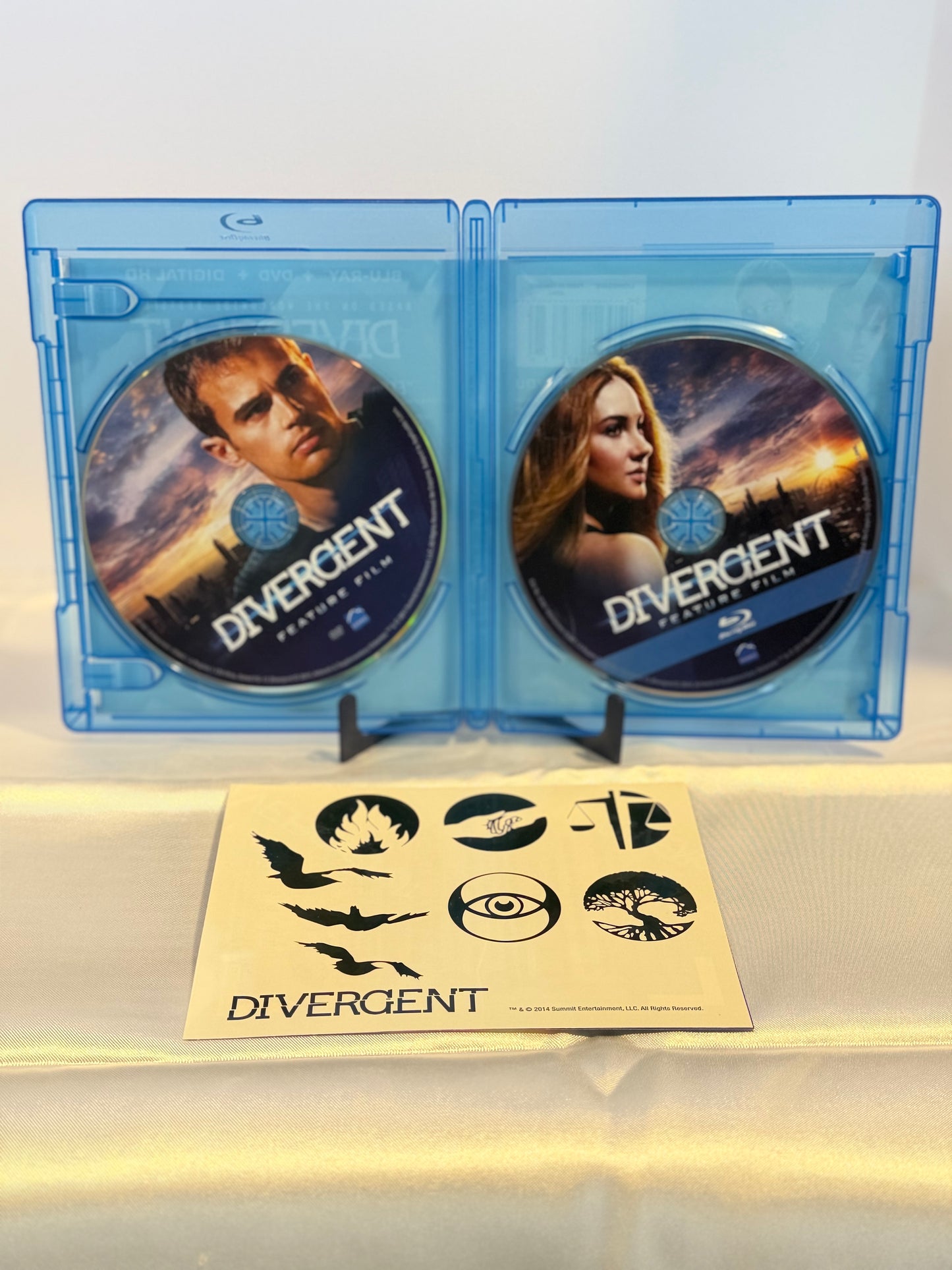 Divergent