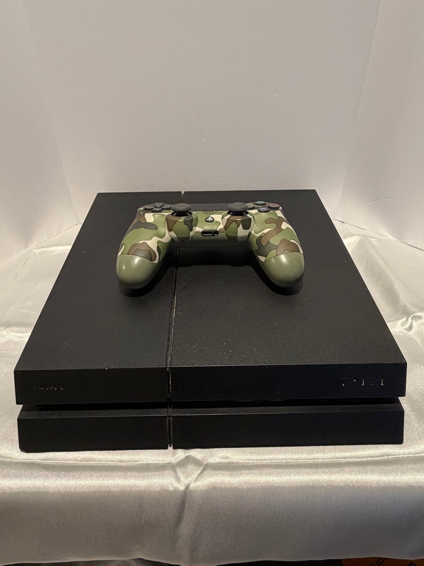 Playstation 4 (500 GB)
