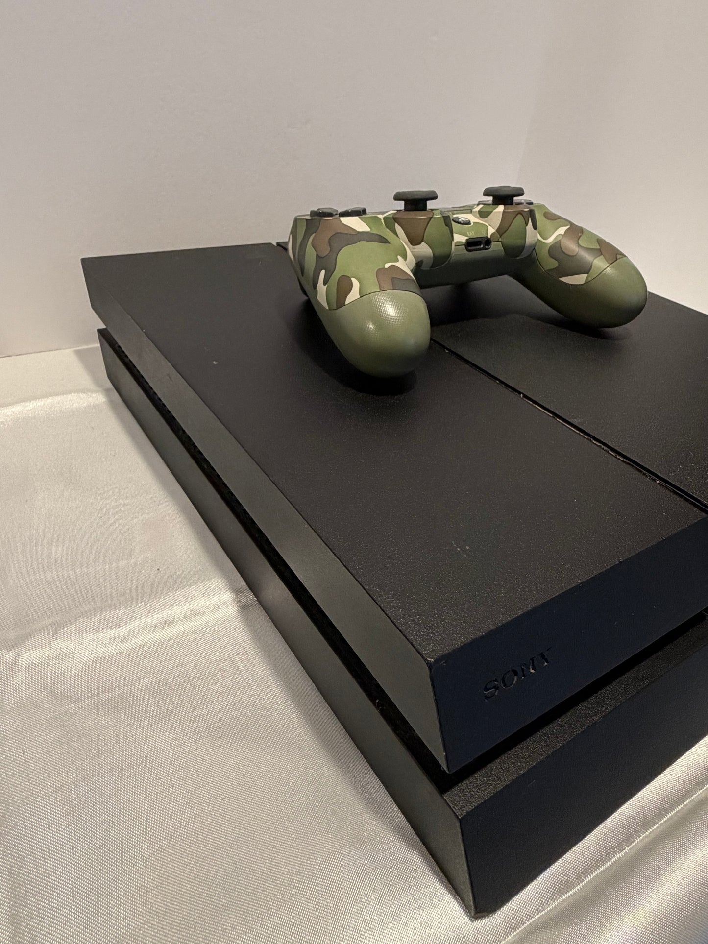 Playstation 4 (500 GB)