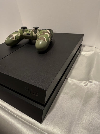 Playstation 4 (500 GB)