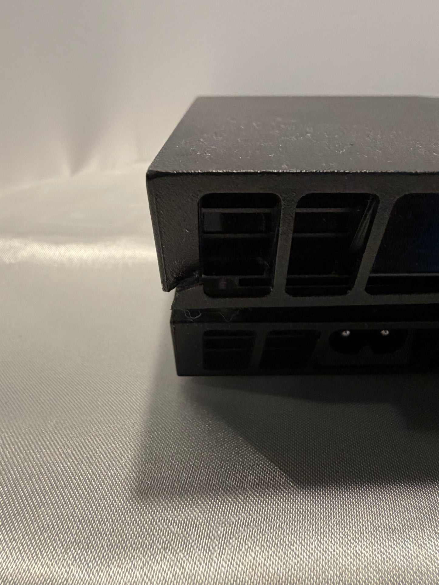 Playstation 4 (500 GB)