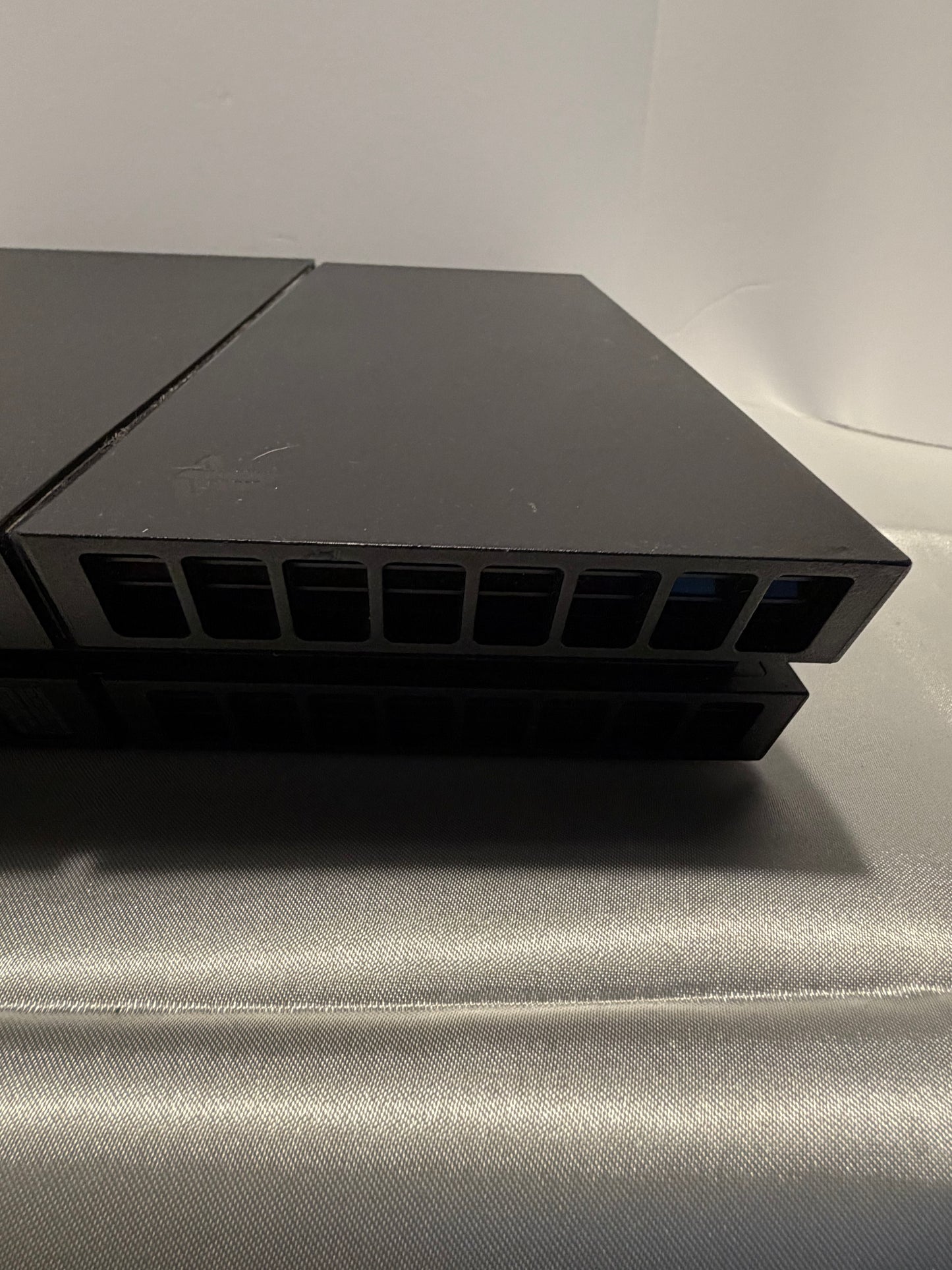 Playstation 4 (500 GB)