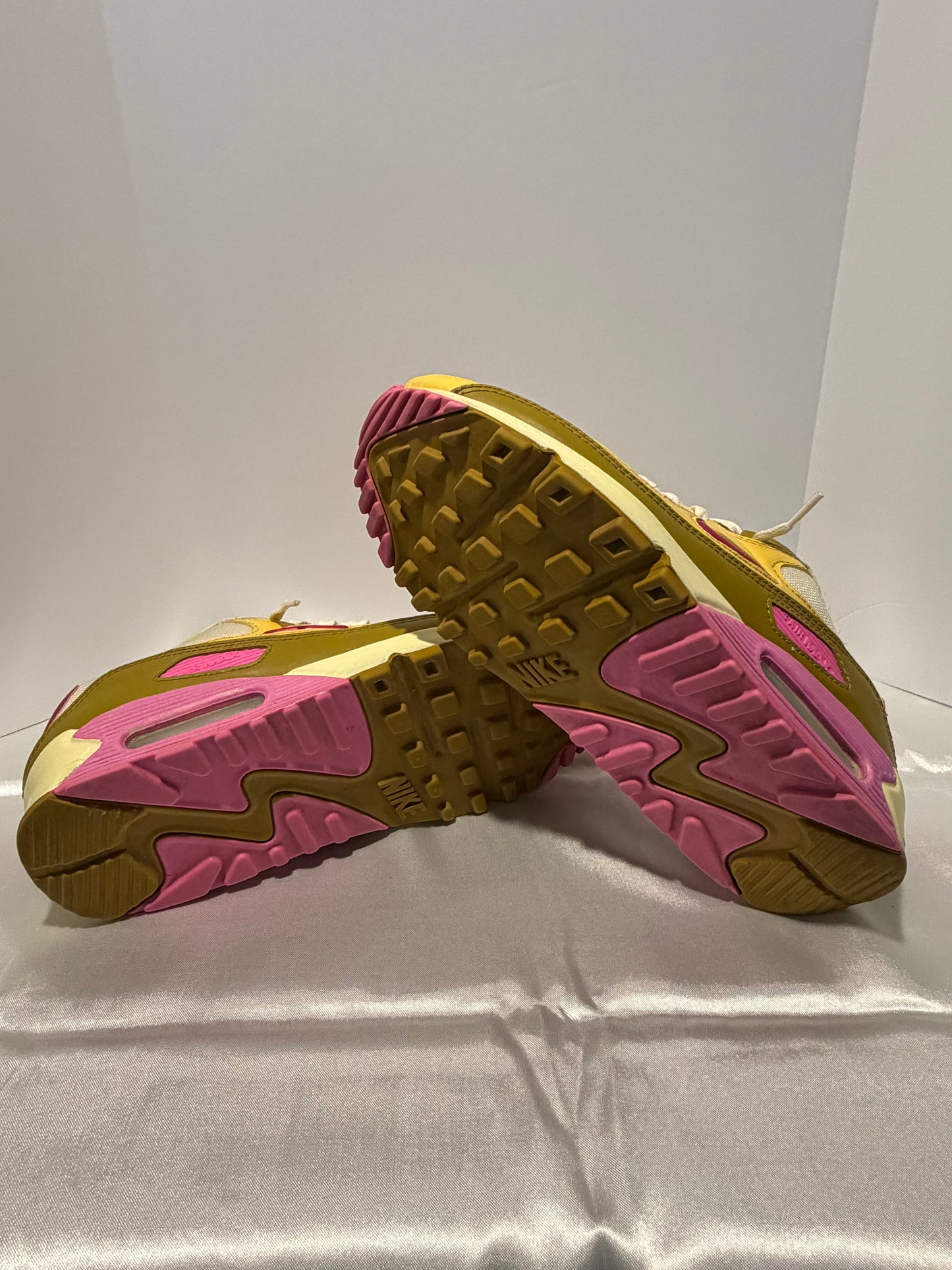 Nike Air Max 90 SE Dance Bronzine Pink