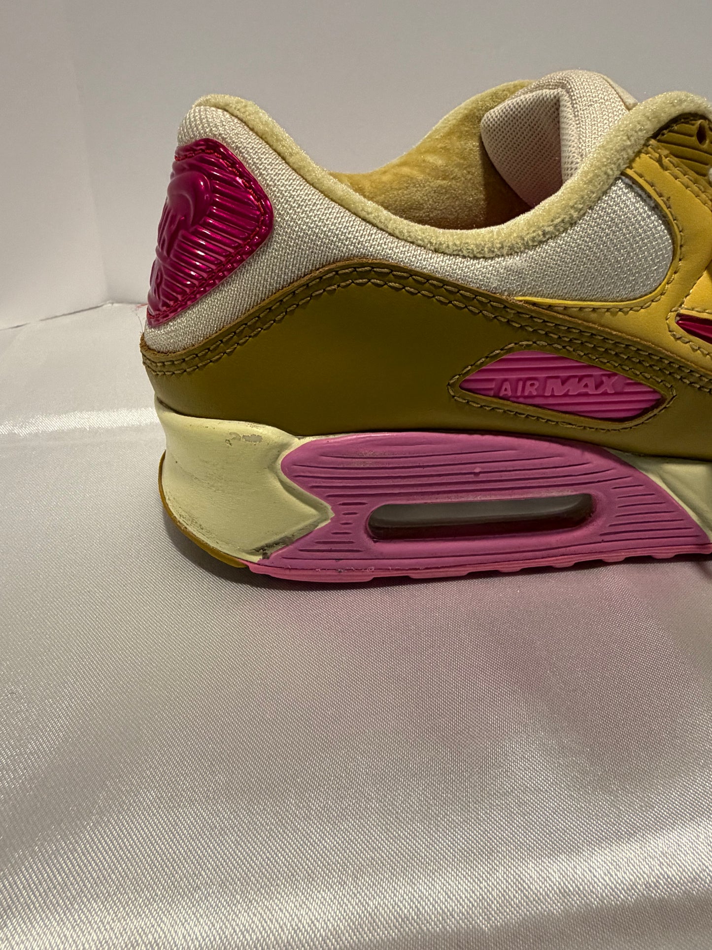 Nike Air Max 90 SE Dance Bronzine Pink