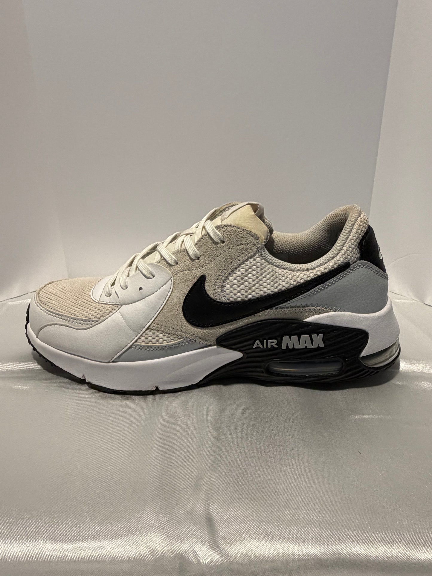 Nike Air Max Excee White Pure Platinum Black