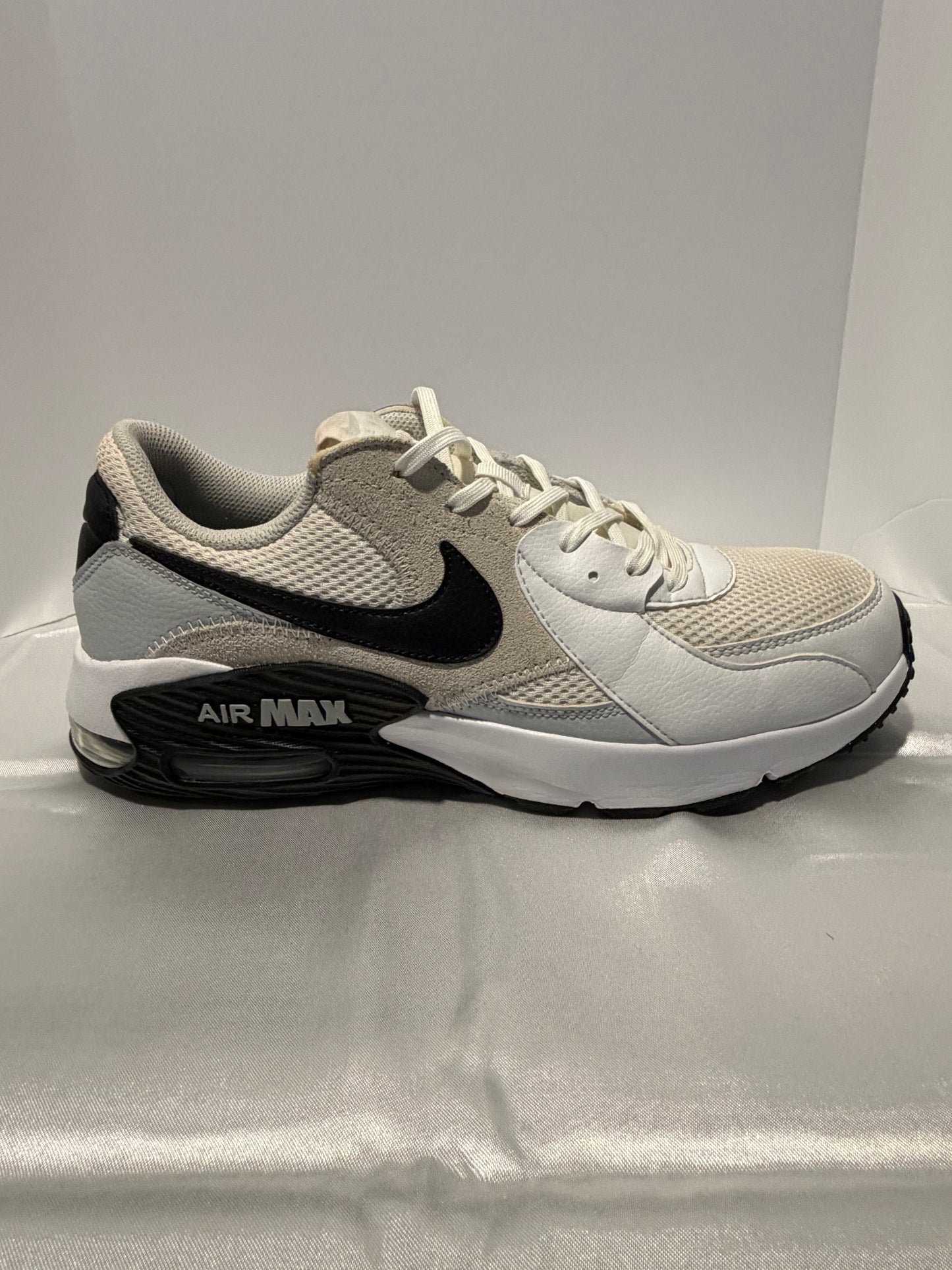 Nike Air Max Excee White Pure Platinum Black