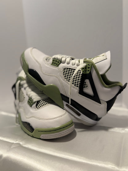 Air Jordan 4 Retro Seafoam
