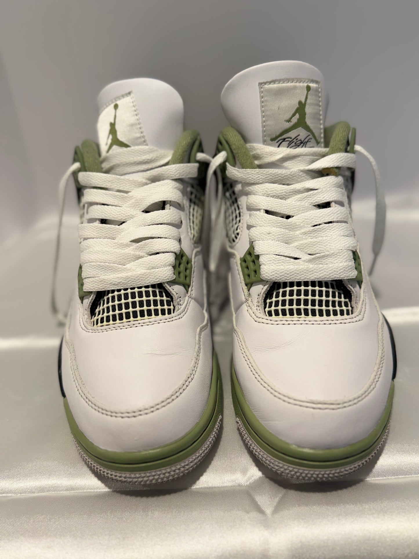 Air Jordan 4 Retro Seafoam
