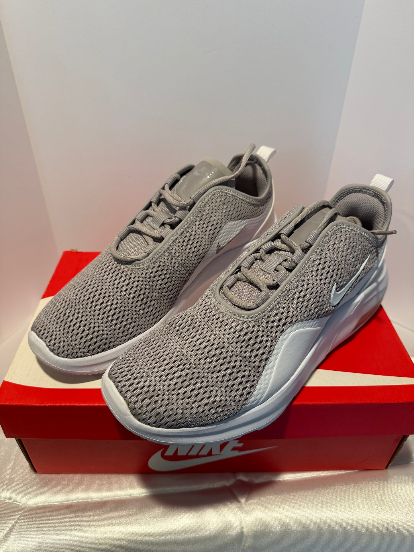Nike Air Max Motion 2 Atmosphere Grey White