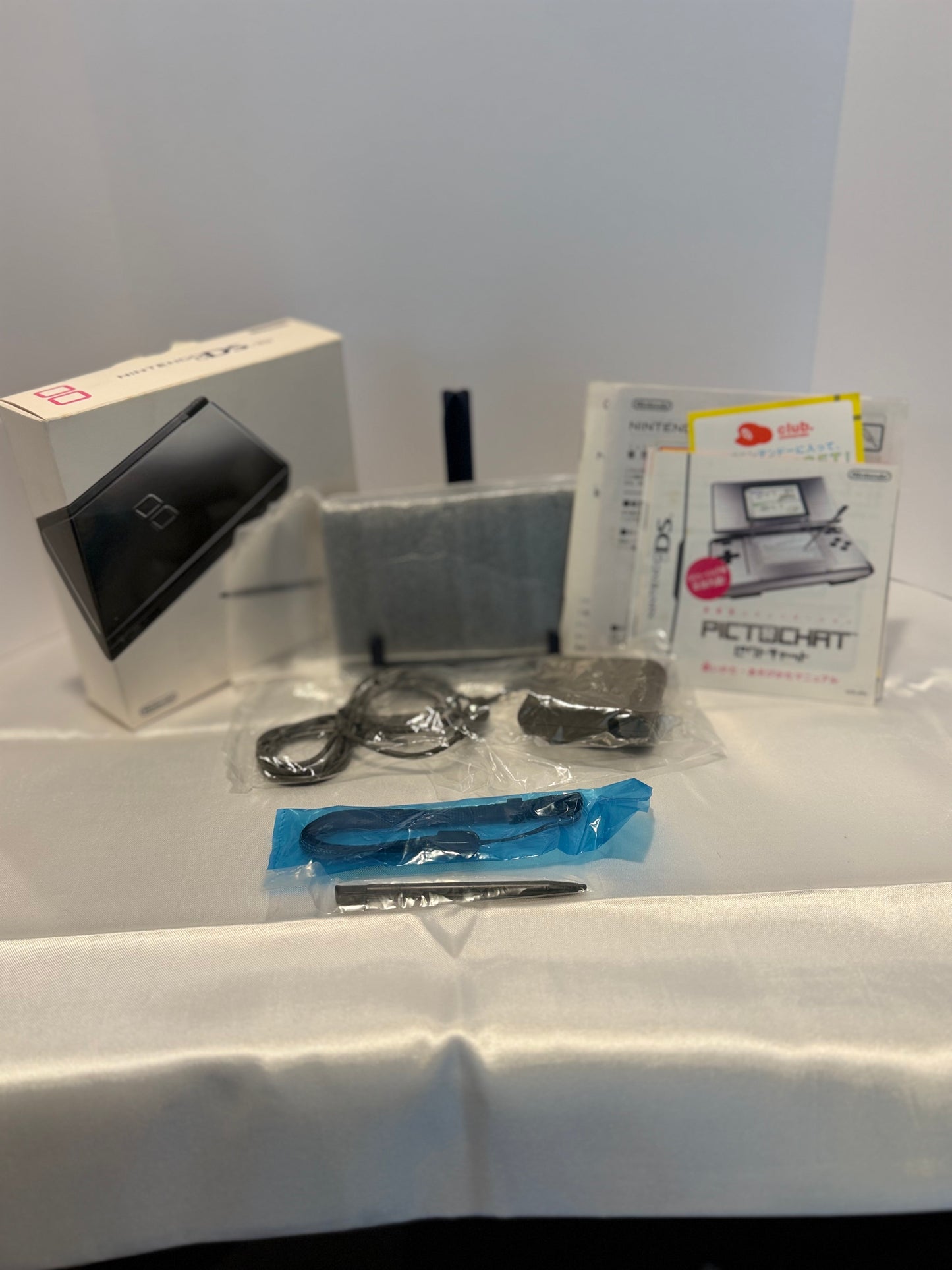 Nintendo DS Lite