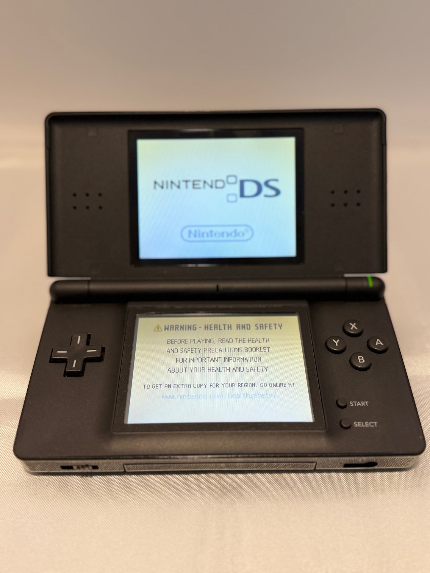 Nintendo DS Lite